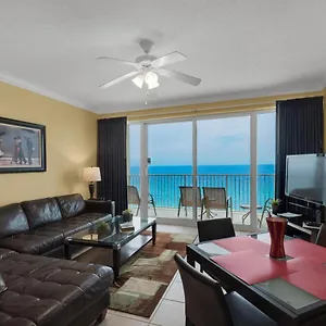 Boardwalk 1405 Apartment